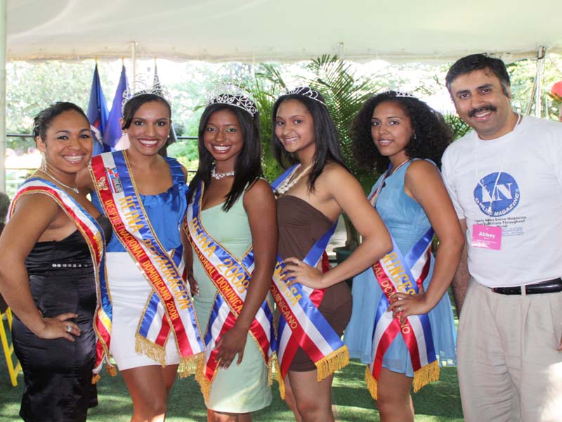 Dr. Abbey with Dominican Beauty Queens 